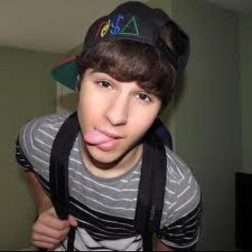 Follow @woahjoee for a follow back