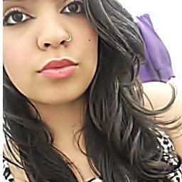 não procuro a pessoa mas perfeitah do mundo mas sim quem pode fazer meu mundo o mas perfeito*--*
