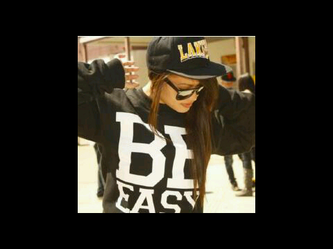 Follow effe @IkHeetVolkan plzz