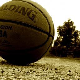 Frases, resultados y todo sobre el mundo del basket. Este es tu rincón para disfrutar al máximo de este deporte.