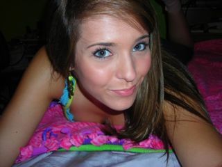 jen_smith008's profile picture. I love having sunkissed skin and salty hair :) follow me, I follow back :)