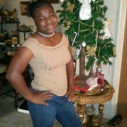 April19920389's profile picture. 