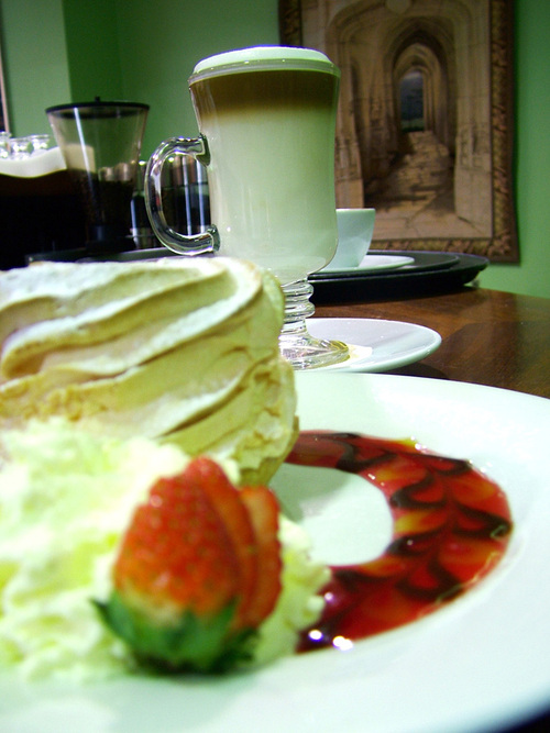 Fantastic Food, Coffee and Service. Founded in 1999 by Belinda McCallum. Come in and visit Belinda and the team.