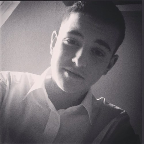 #EZ • love music • instagram; tommiex • muziek ; http://t.co/jIV3sjndr9 • kleding ; http://t.co/Icx42Ek1hn