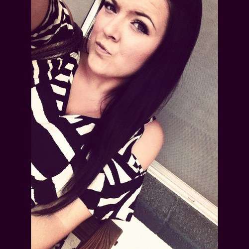 I'm going places in my life. Im a Herbalife wellness coach and Hairstylist. http://t.co/TppQ2mPO