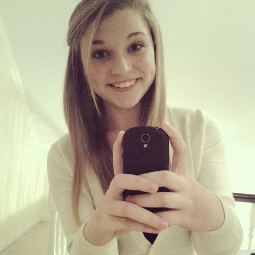 Hey, its cheyenne!✌Follow mee!