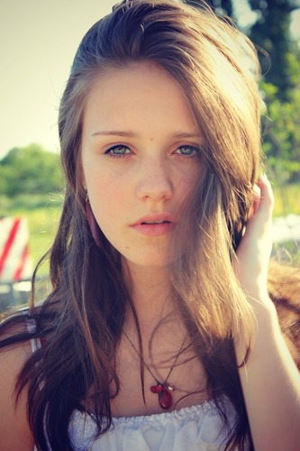 17 Young Wild Free
I 3 #Followback