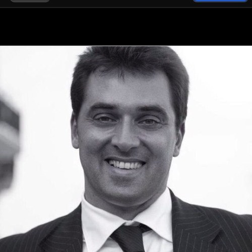 Business Coach,da sempre ha creato e condotto importanti reti commerciali......