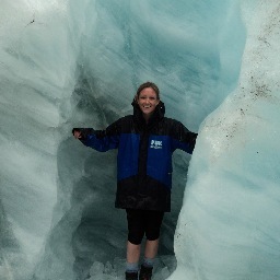 laurenwaszek's profile picture. Senior Lecturer in Physics at James Cook University