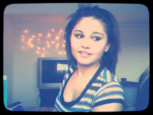 well my name is brih, i go by that or bee, almost 14 years young c: my birthdays on valentines day and i like sports , yeaa (:
