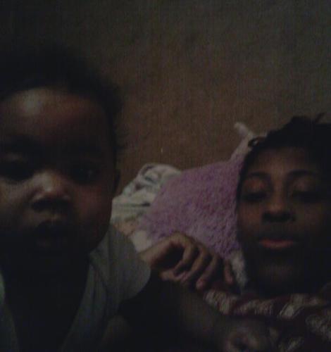 20,#before anything im a mommy ((nd a proud one)) what yu see is what yu get,,follow me ⇨jazzy⇦i follow back