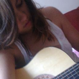 nao sao as musicas que eu escuto que vao me definir,nao e por que eu gosto de alguma coisa que vc tem que me julgar