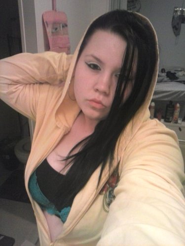 destanymisslove's profile picture. 