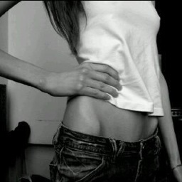 22, Bulimic. Stats 5'0 Cw- 128 Hw-140 Lw-80. Struggling w/recovery. Someday i do want recovery.