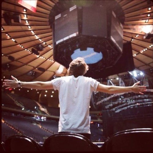 *Parody Account* #GuyDirectioner follow my personal account. @SexyTumblrGuys