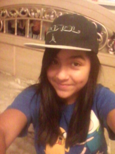 Im 12 years old.I was born in 4/27/00 kik cutie__12 and in instagram its cutie__12 follow me and I will follow back. #Madrid fan#Belieber#Mahonie#Single#dimples