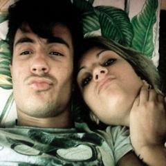 Seu sonho deu vida ao meu sonho. Seu sorriso me deu forças pra seguir em frente. Eu afirmo, sem duvida, minha vida é você @pelurestart. ♥ [12/05/11]