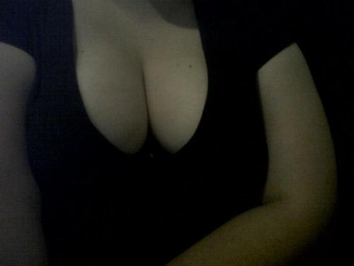xSparkleTitsx's profile picture. Name says it all, ex dancer, boob lover and all 'round kinky chick... #Taken #BBW