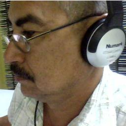 Medico,coordinador de una zona de salud en atencion primaria,locutor,amante de la naturaleza,amigo de todos;por tanto tu dolor es mi dolor.