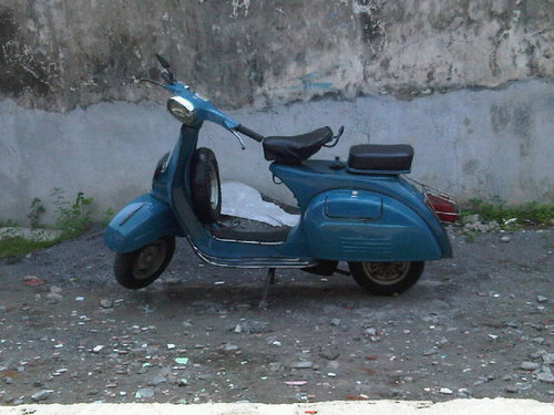 leo_heru's profile picture. Don't judge the book by it's cover