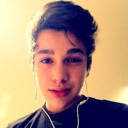 @AustinMahone venimim ;3 
Since:12.12.11.
