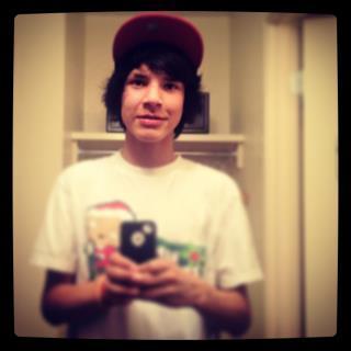 Follow me, & I Follow Back. (Y) :)