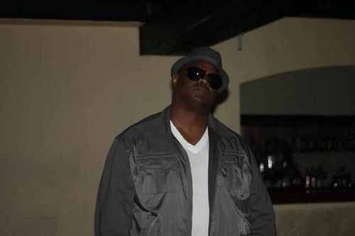 LODOWNCITY's profile picture. SONG WRITTER,M C, RING LEADAZ, I O A, MORE MAN THEN YOU WILL EVER BE... lodownmuzik@gmail.com