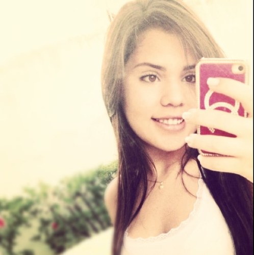 Não existe um caminho para a felicidade. A felicidade é o caminho.