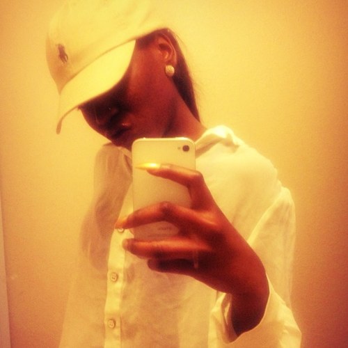 REAL bitch Pride.. Broke Bitches Problems: Real Bitches Grind while , You broke bitches Stalling