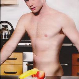 Strictly 18+ I like to share the boys I find HOT... #teamuncut and #teamginger to the front of the queue