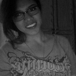 i'm just a sleepless college student that always wants to be somewhere else. I sing and bake a lot.
