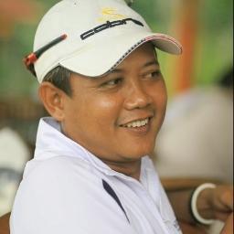 KomangrakaM's profile picture. Golfer, public servant, automobil addict, safe the environment, freak ideas