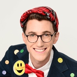 Singing music for kids as well as anyone who's ever been one. Songs that make so much nonsense! Daddy blogger, too!