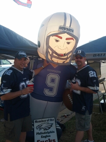 Cowboys - Jays - Red Wings fan, and lover of all things bacon. KCCO