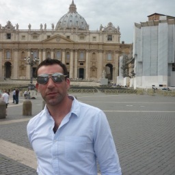 A leading educator in developing thinking curriculums and philosophy in schools.