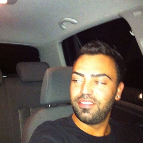 EserOez's profile picture. 