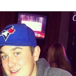 @AcadiaU Marketing Student. @aubsociety President. Saturday @SMILEacadia #Movember Supporter. @TheAxeLounge Trivia Host