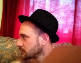 Clumseydave's profile picture. 'Bitch, you now the side, world mother-fucking wide!!