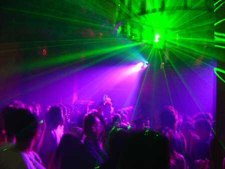 Showcasing the fails we see in and around clubs #WeSeeYou nightclubfailssa@gmail.com