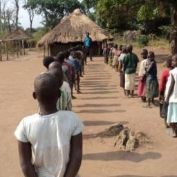 Humanitaire et Expert en services communautaires