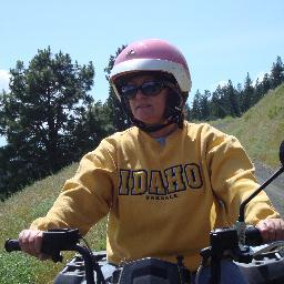 tekoalibrary's profile picture. Retired teacher, avid reader, in love with the outdoors and learning.