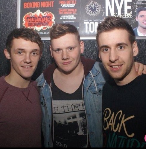 MooreAntony's profile picture. Living the dream.