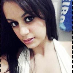 De olhos ben aberttos. eu sigo ttranquilona. 
conttra a invejá e a maldade de varias vacilona (y'
