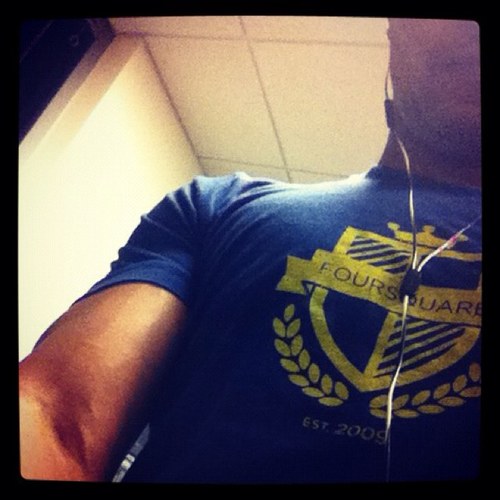 Lacrosse player, Gym enthusiast, University of Maryland Student, United States Marine, and vegetarian. 7shotamericano on Nike+, and runrunryan on Facebook.