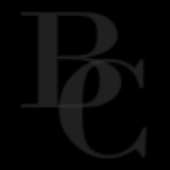 Basic Collection: Criada seguindo as tradicoes e principios da moda de alta qualidade, BASIC COLLECTION é a essencia do privilegio e do prazer em vestir bem.