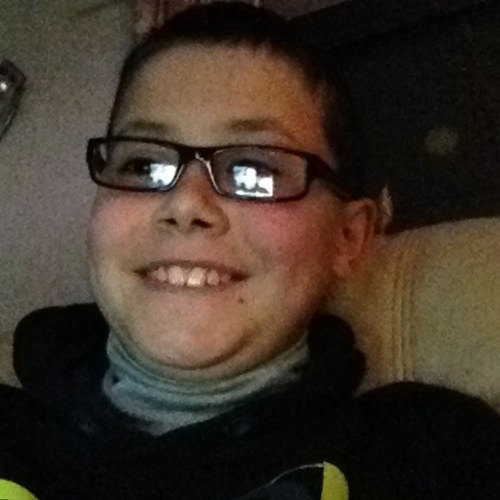 Salut c'est jerome je suis cool ,je fait des blagues,j'ai 149 followers donc suivez moi