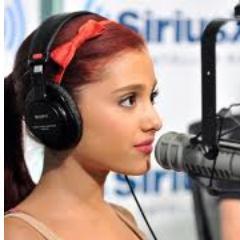 Arianator_kiss Profile Picture