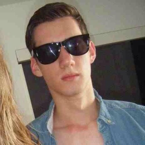 Nathan_j_love's profile picture. 