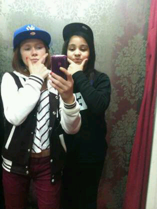 Laz2012xx's profile picture. Wolvo!