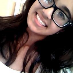 Eu Não Me Importo Com Oque Voce Fala De Mim Palavras Não Me Fazem Cair ;S.. 
Seeguee :??